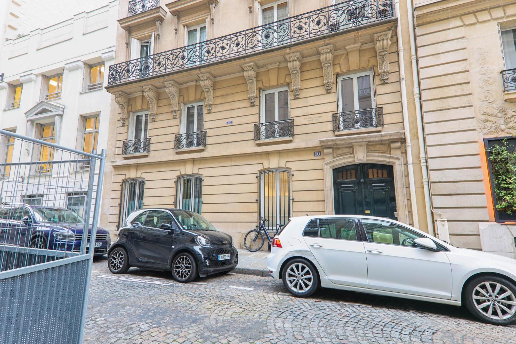 Charmant Appartement Arc De Triomphe Free Netflix パリ エクステリア 写真